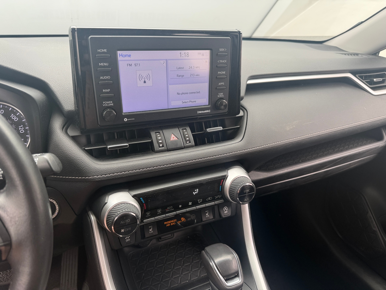 Thumbnail: 2021 Toyota RAV4 - 3