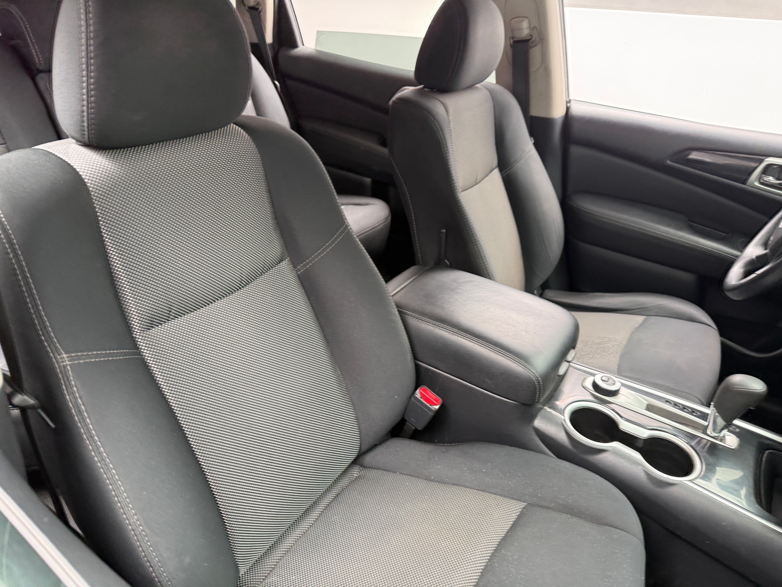 Thumbnail: 2019 Nissan Pathfinder - 2