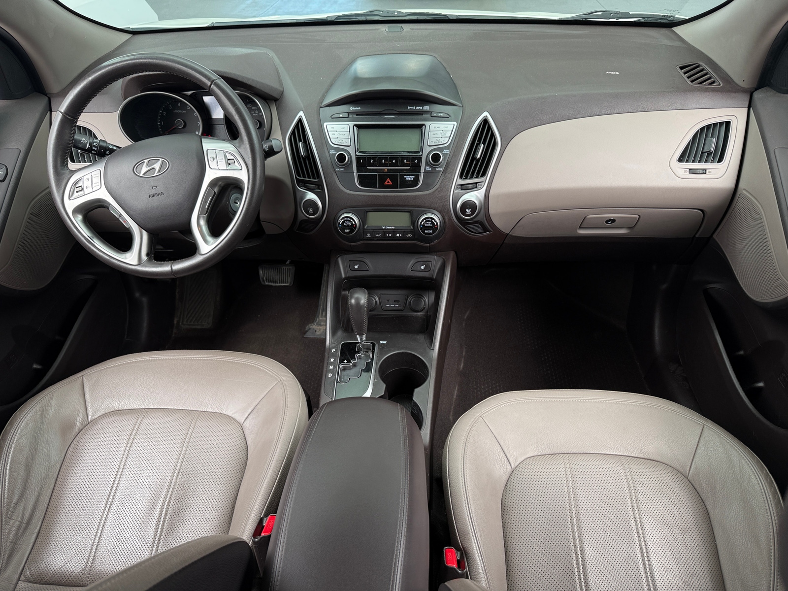 Thumbnail: 2011 Hyundai Tucson - 2