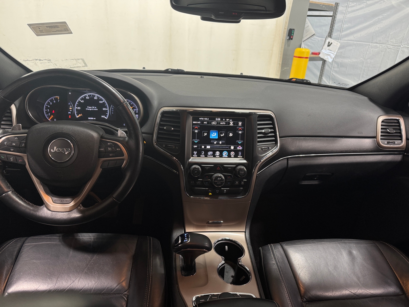 Thumbnail: 2015 Jeep Grand Cherokee - 2