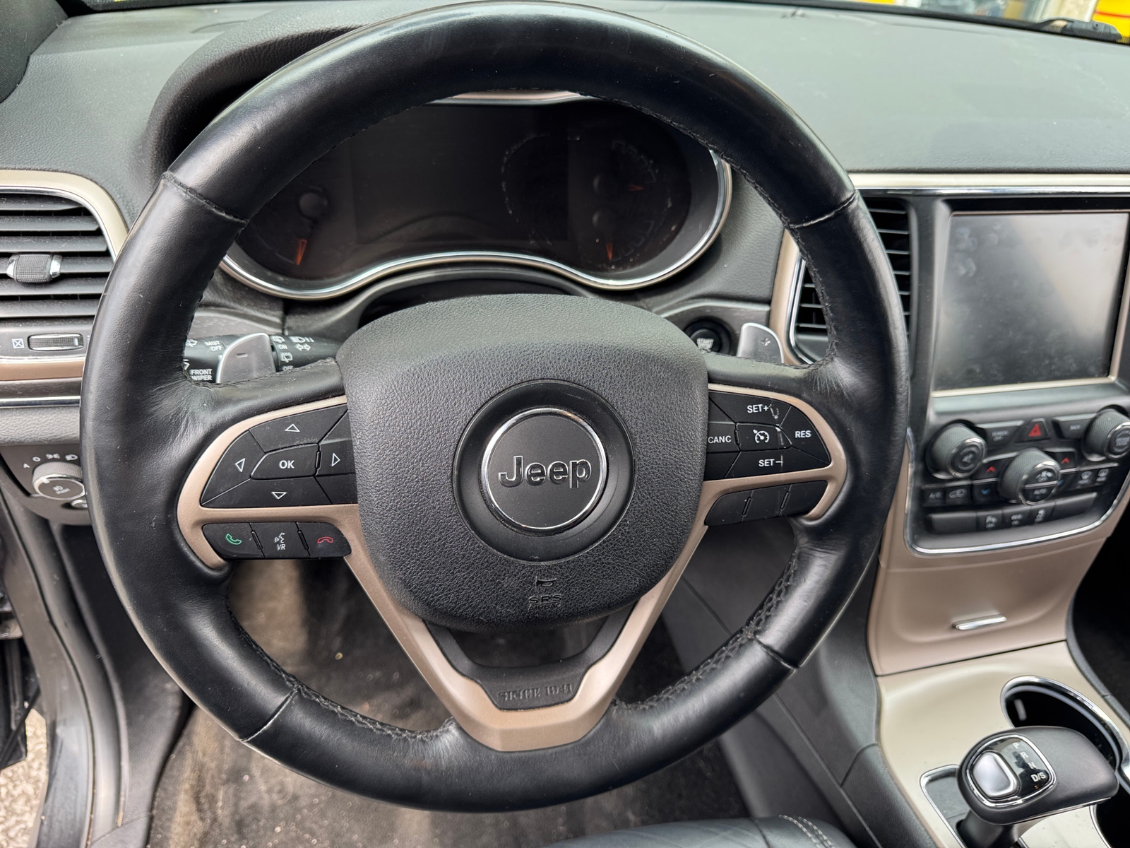 Thumbnail: 2015 Jeep Grand Cherokee - 4
