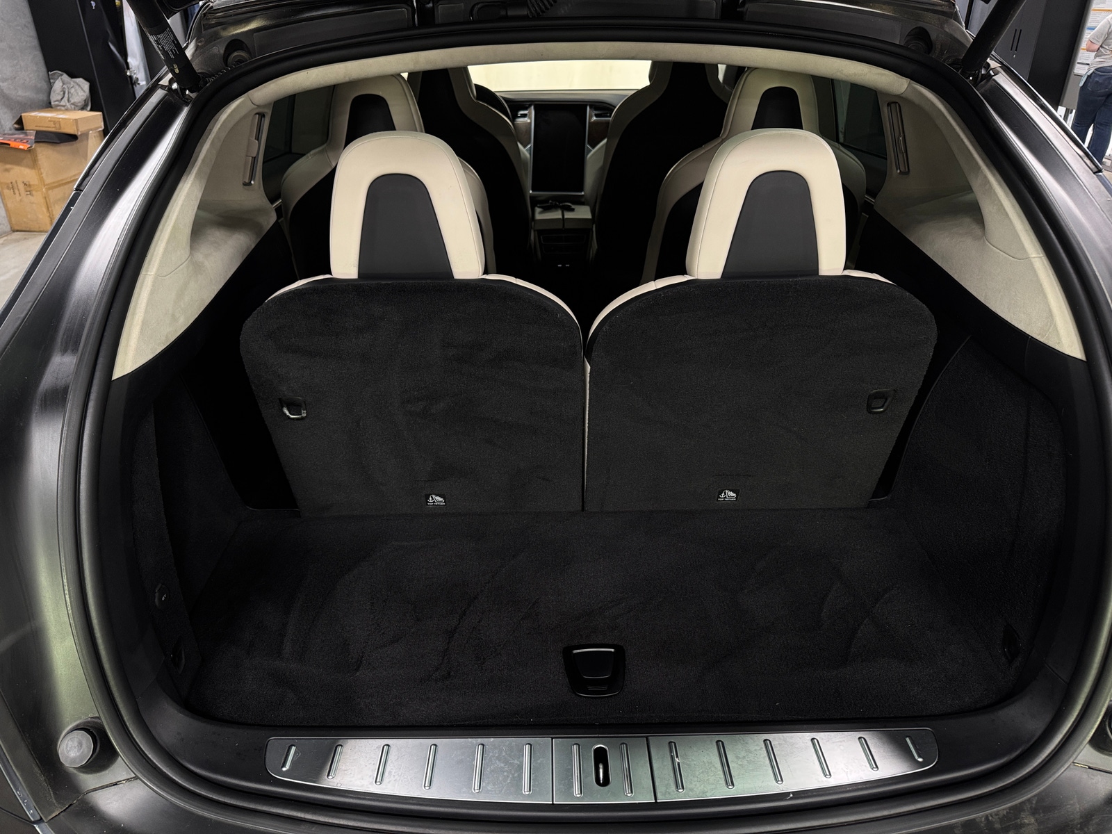 Thumbnail: 2017 Tesla Model X - 6