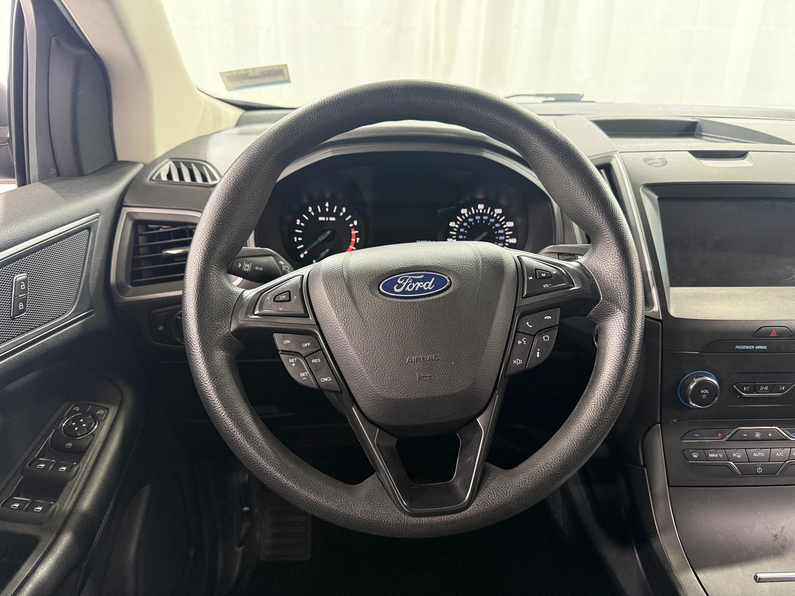 Thumbnail: 2020 Ford Edge - 5