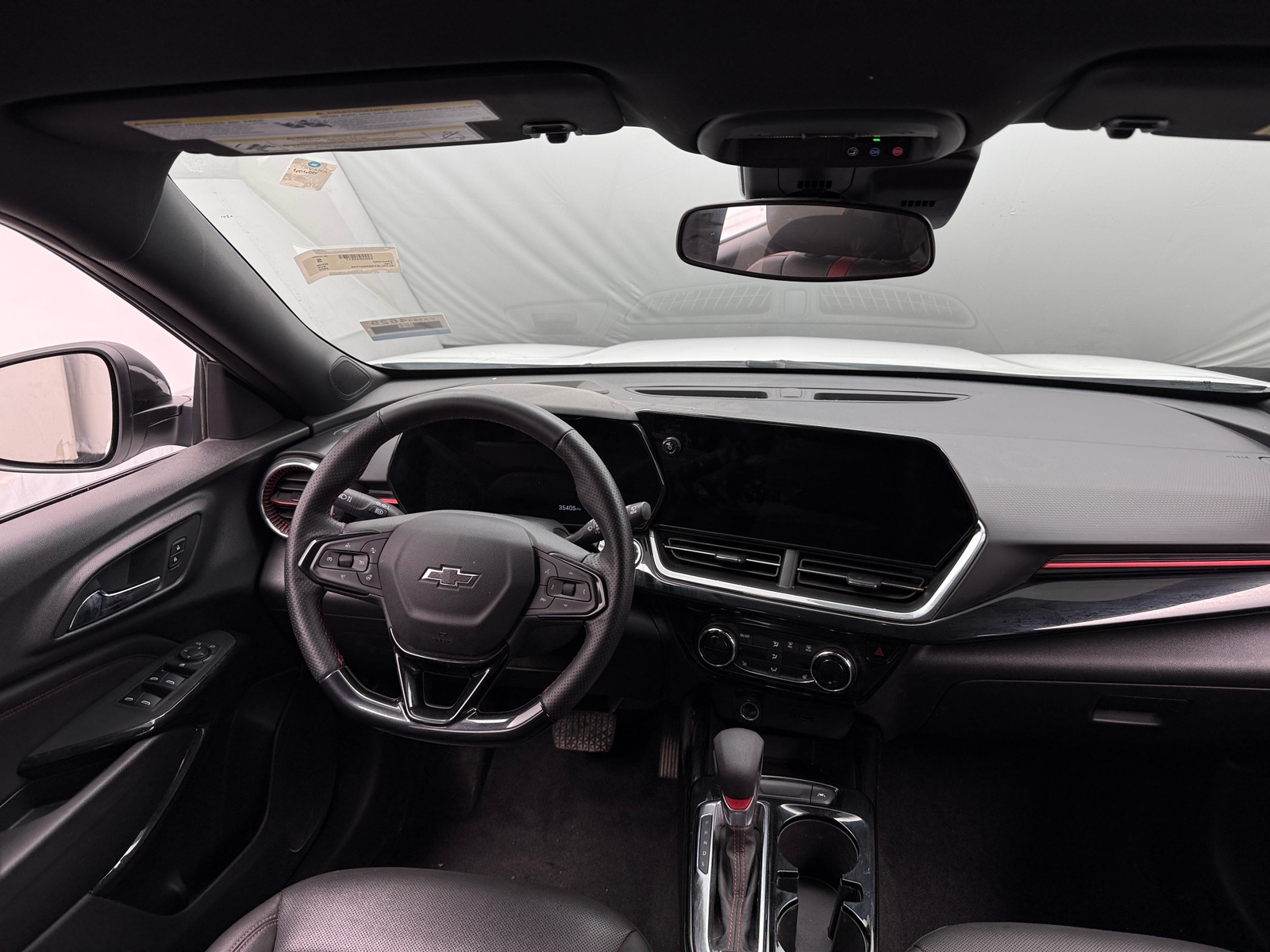 Thumbnail: 2025 Chevrolet Trax - 3