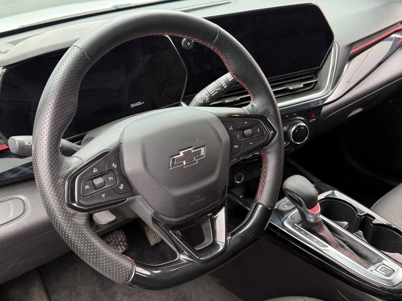 Thumbnail: 2025 Chevrolet Trax - 5
