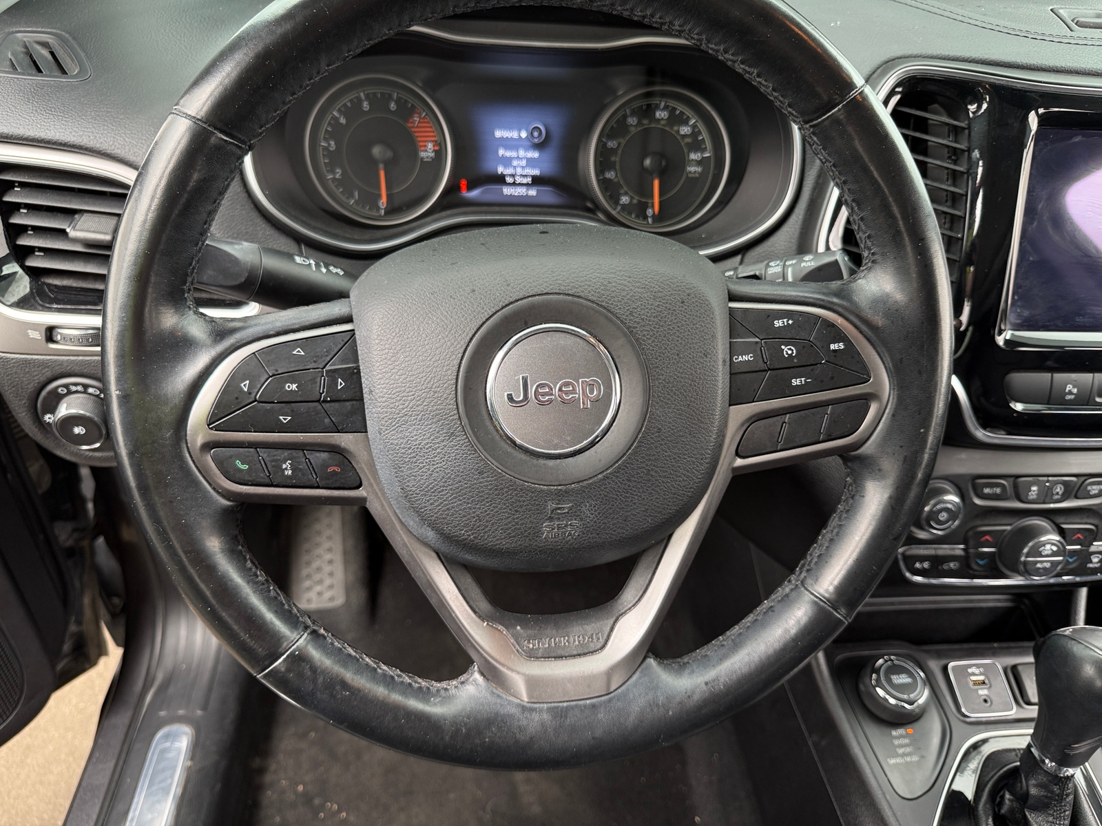 Thumbnail: 2020 Jeep Cherokee - 4