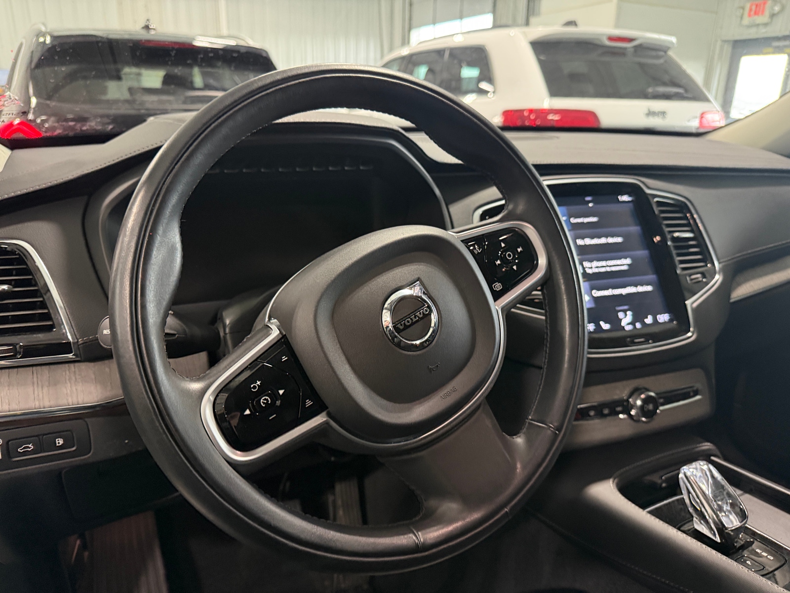 Thumbnail: 2022 Volvo XC90 - 4