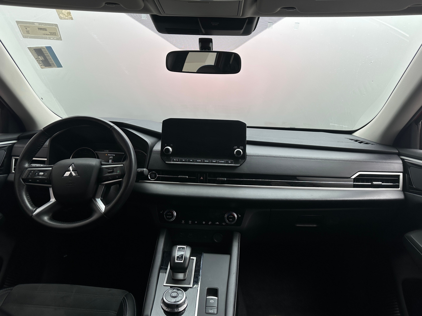 Thumbnail: 2024 Mitsubishi Outlander - 2