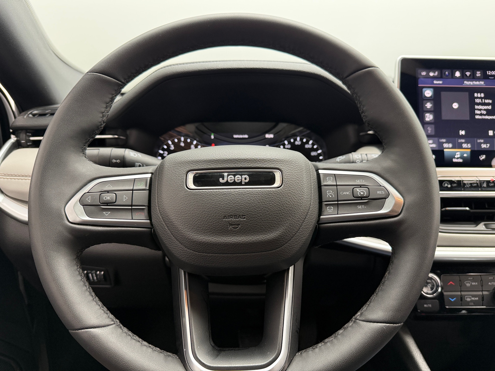 Thumbnail: 2025 Jeep Compass - 4