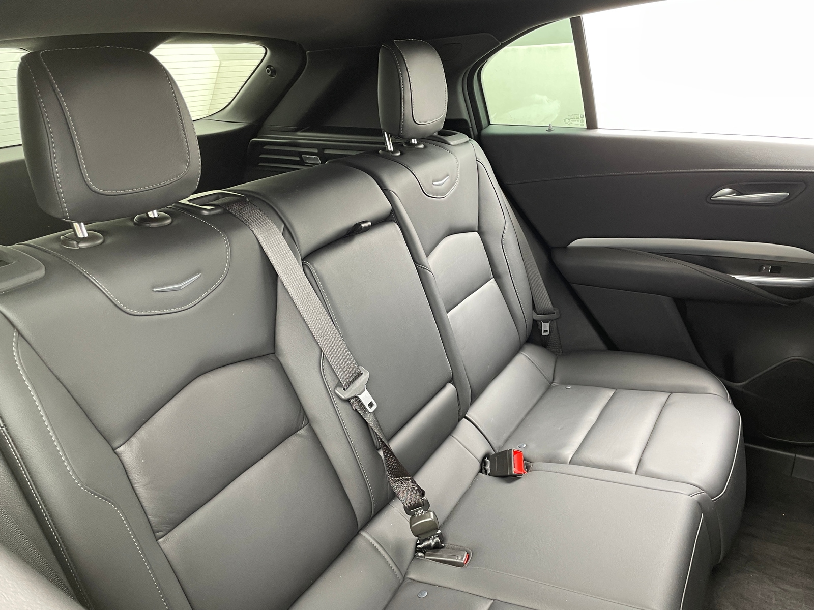 Thumbnail: 2023 Cadillac XT4 - 5