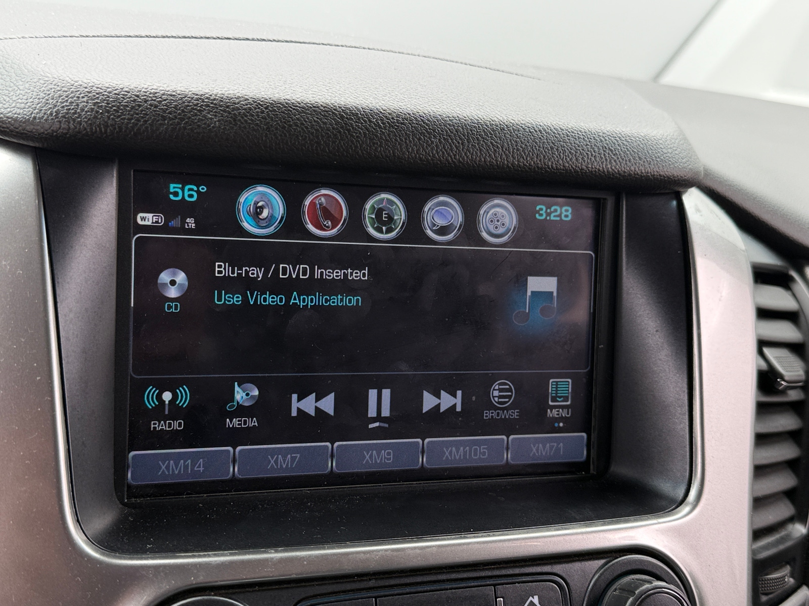 Thumbnail: 2019 Chevrolet Tahoe - 3