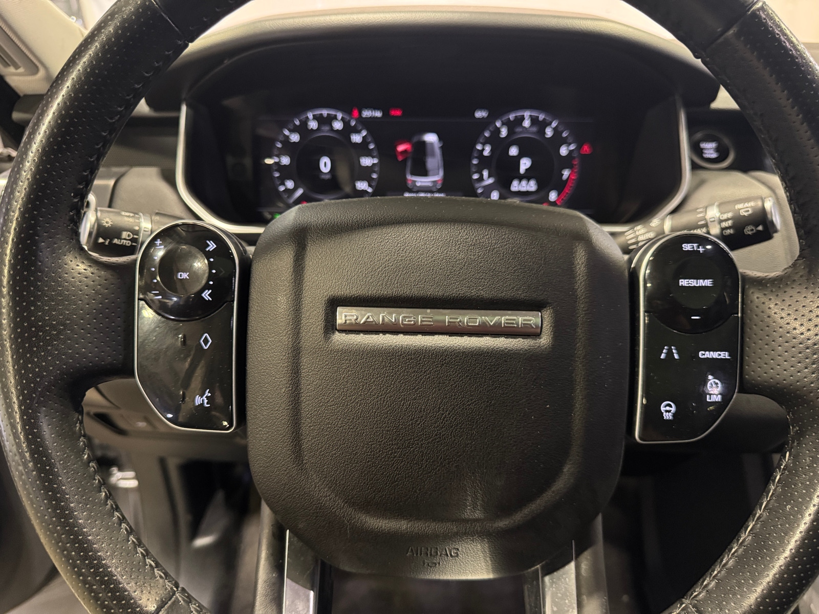 Thumbnail: 2020 Land Rover Range Rover Sport - 4