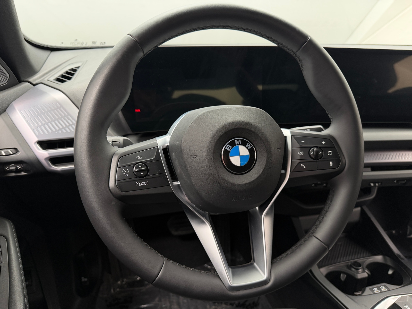 Thumbnail: 2025 BMW 2 Series - 4