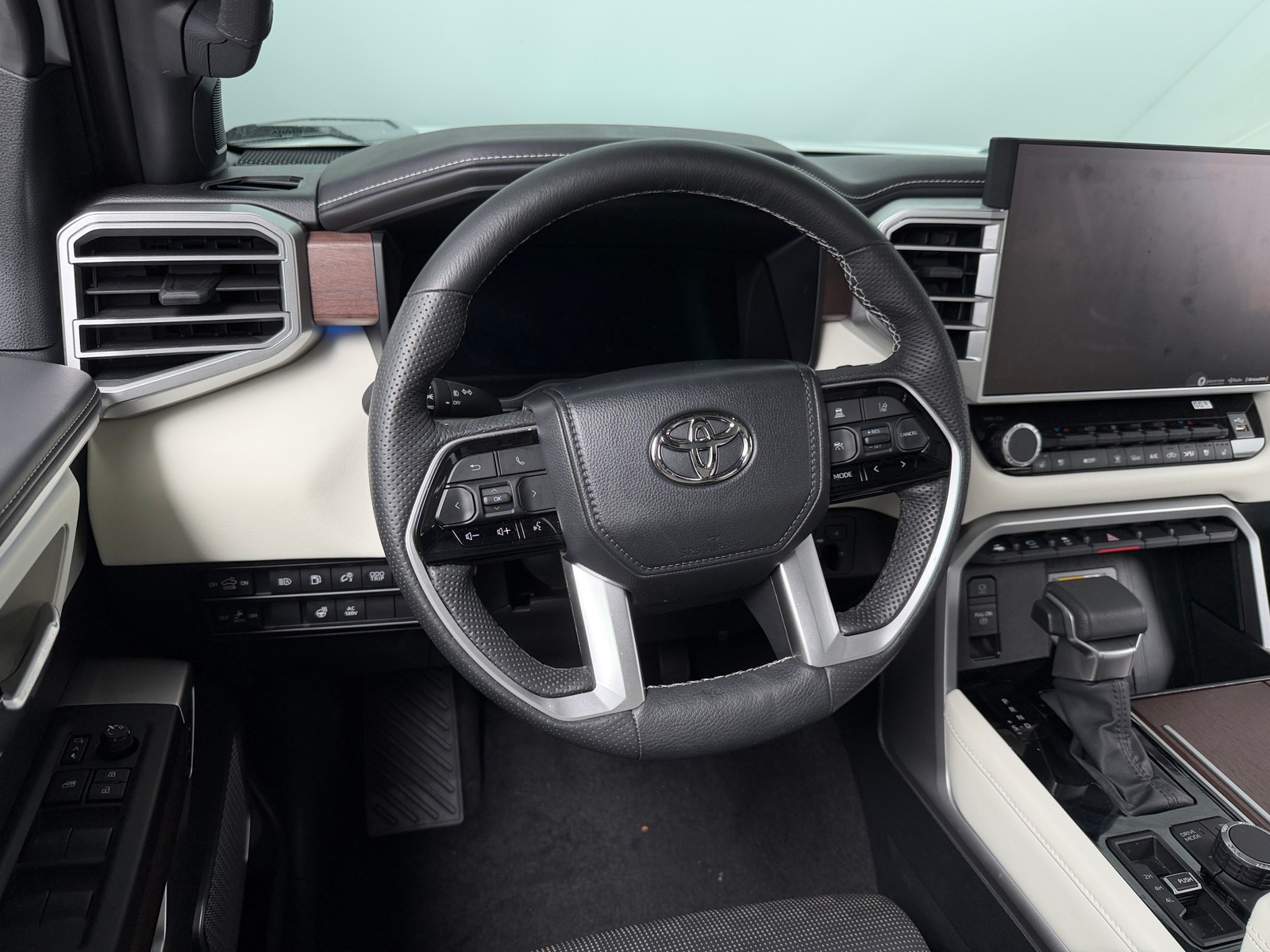 Thumbnail: 2024 Toyota Tundra - 4