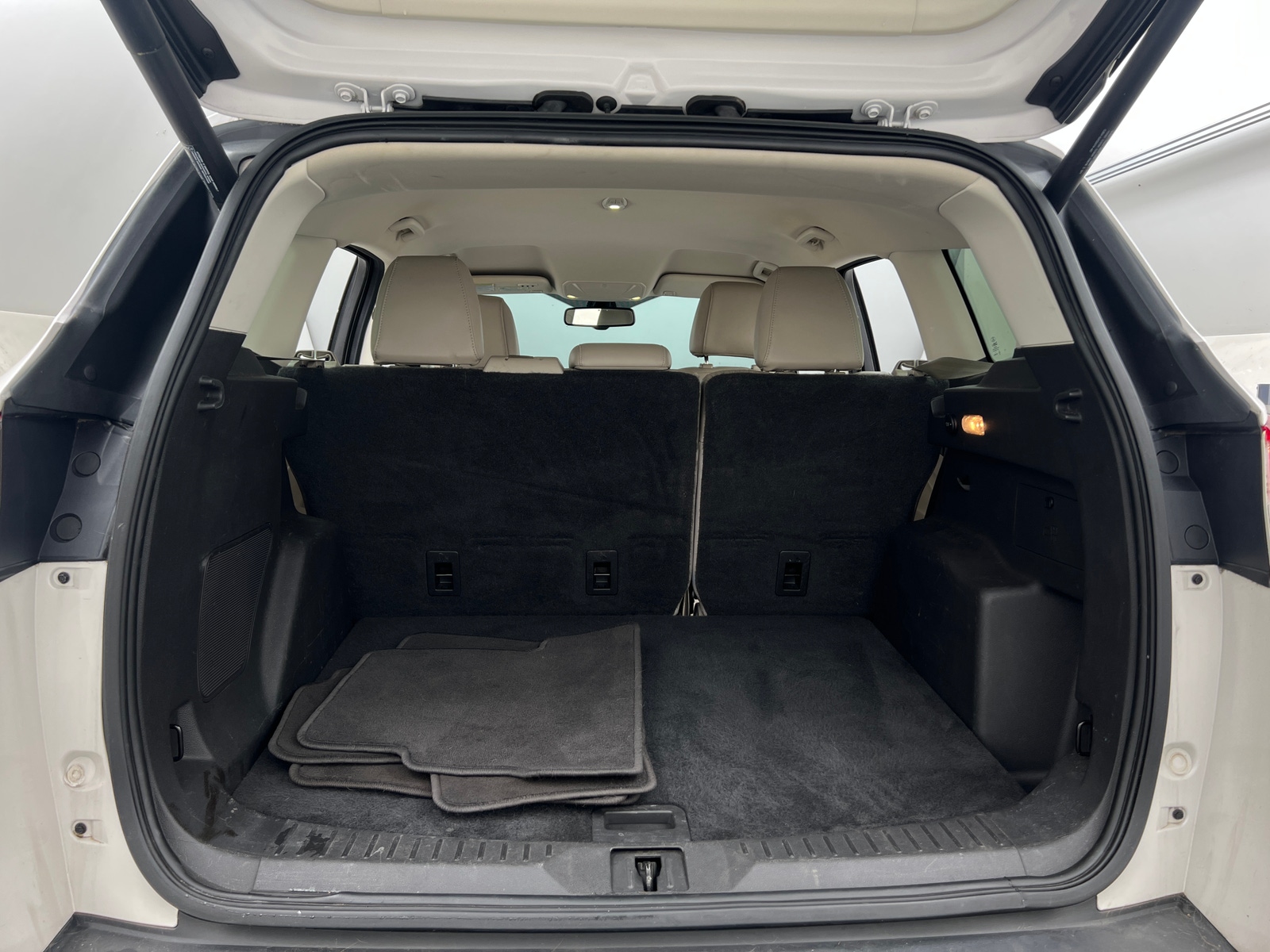 Thumbnail: 2016 Ford Escape - 6