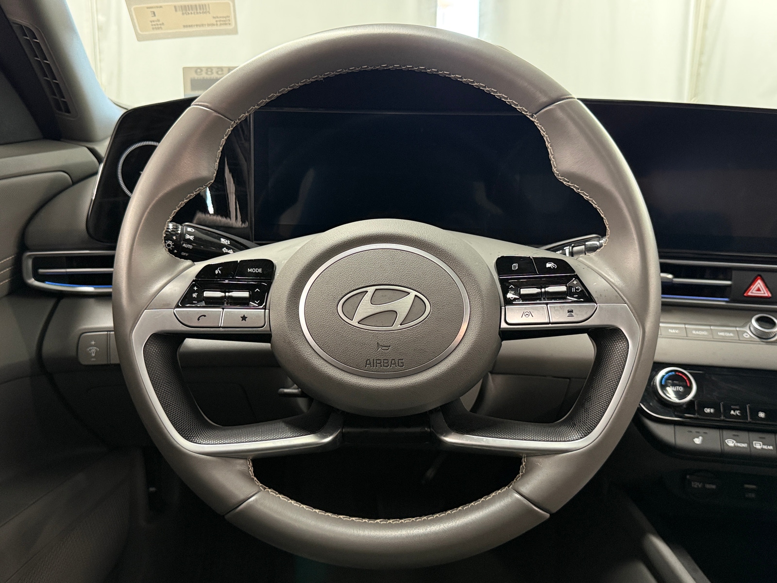 Thumbnail: 2025 Hyundai Elantra - 5