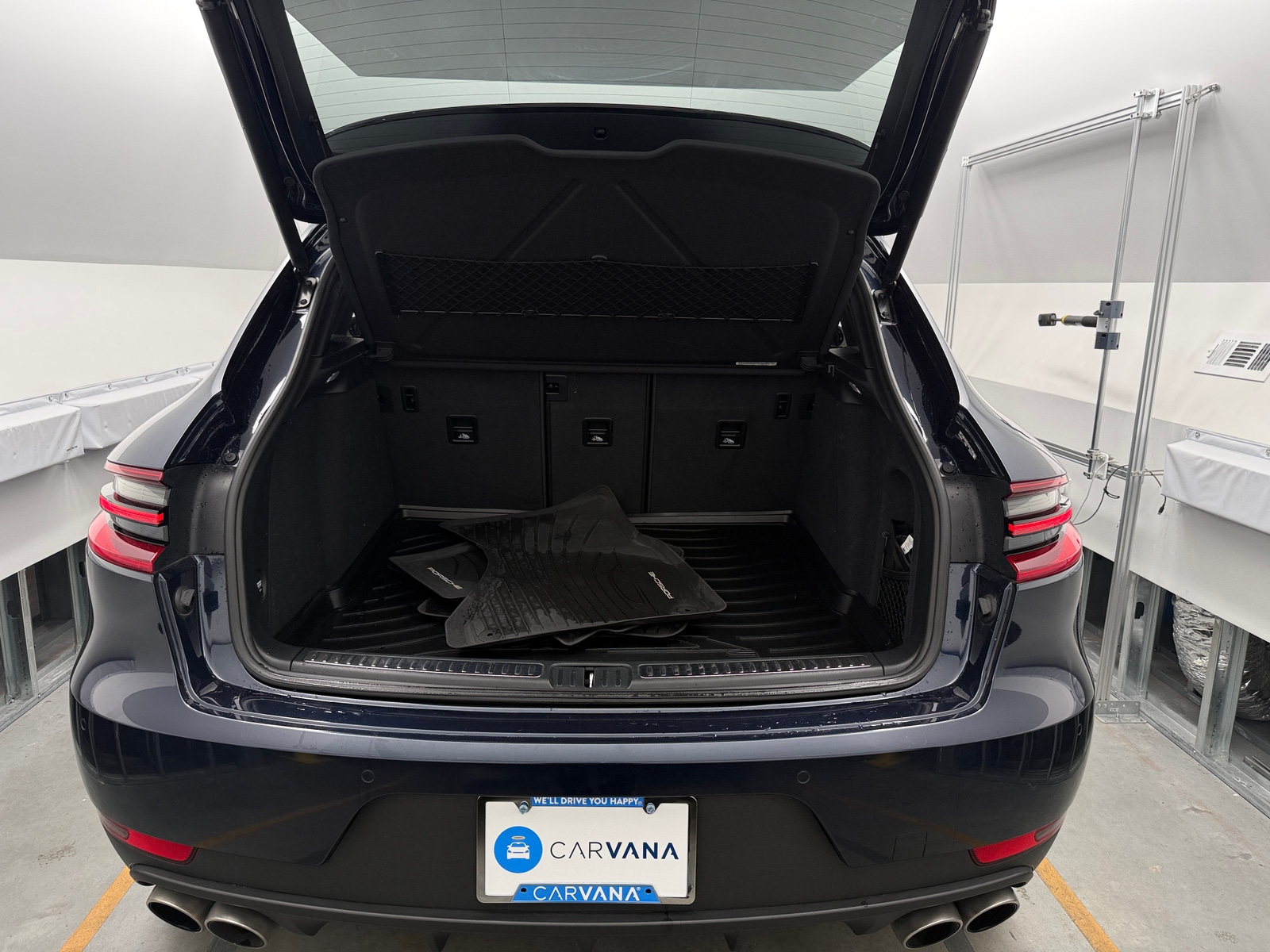Thumbnail: 2017 Porsche Macan - 7