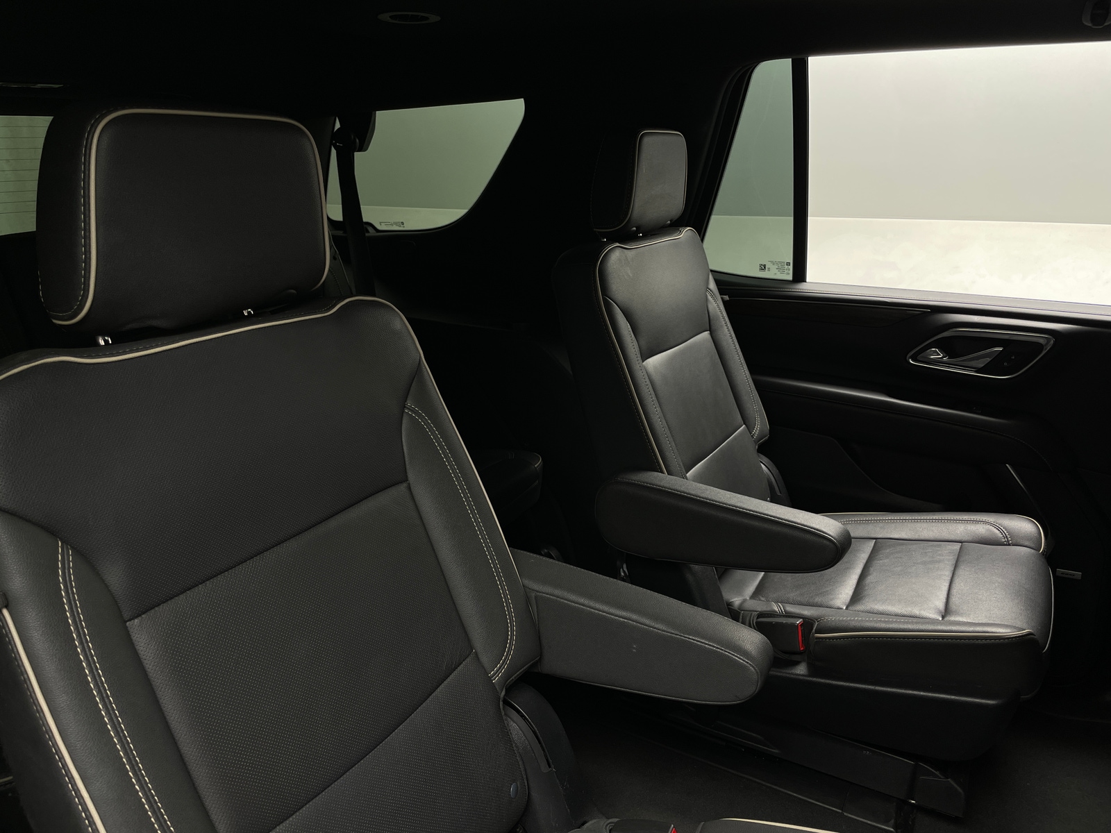 Thumbnail: 2023 Chevrolet Tahoe - 5