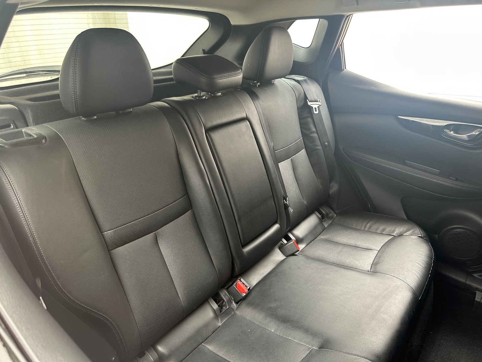 Thumbnail: 2017 Nissan Rogue Sport - 5