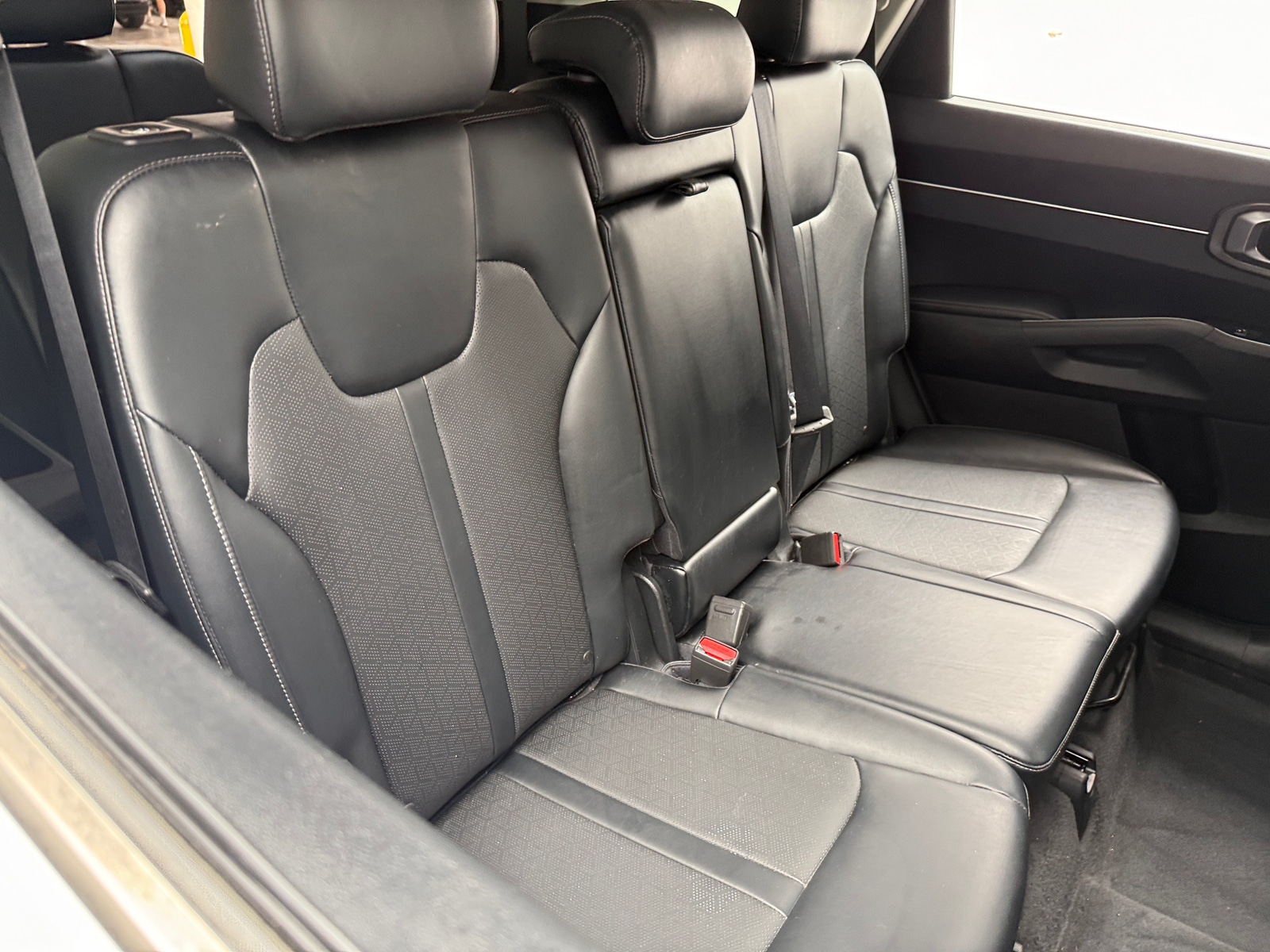 Thumbnail: 2021 Kia Sorento - 5