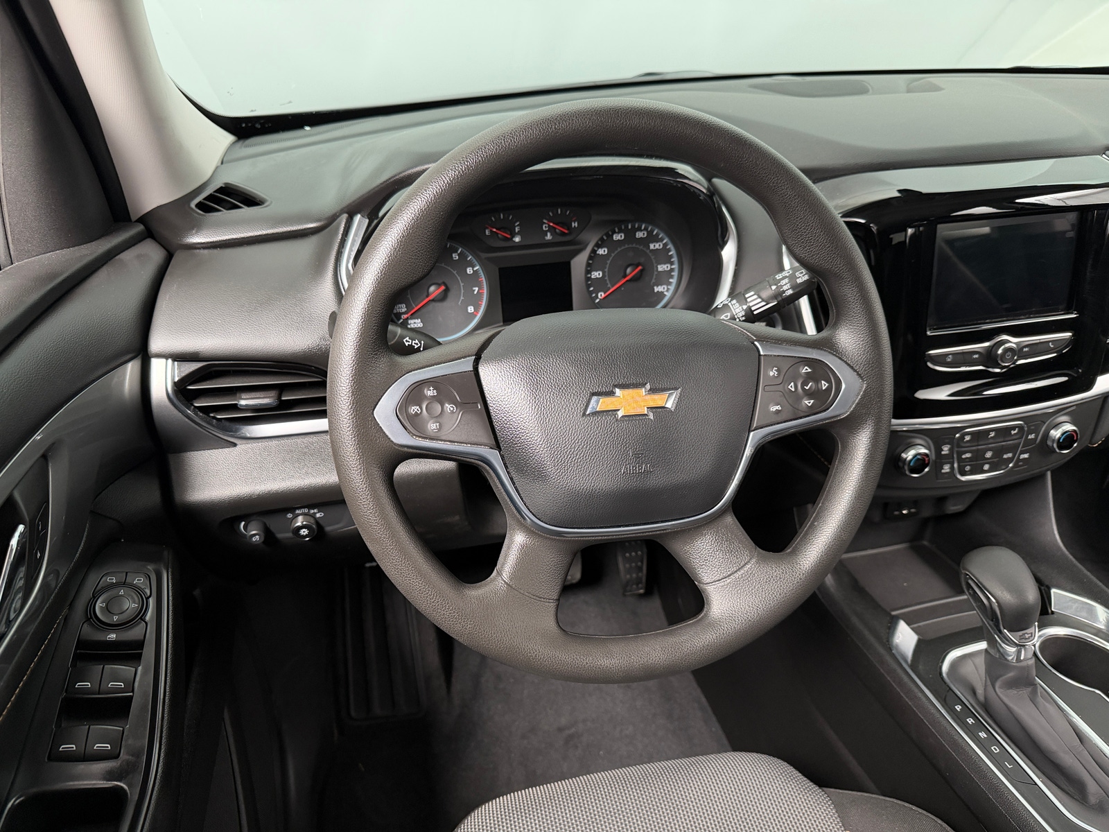 Thumbnail: 2021 Chevrolet Traverse - 5
