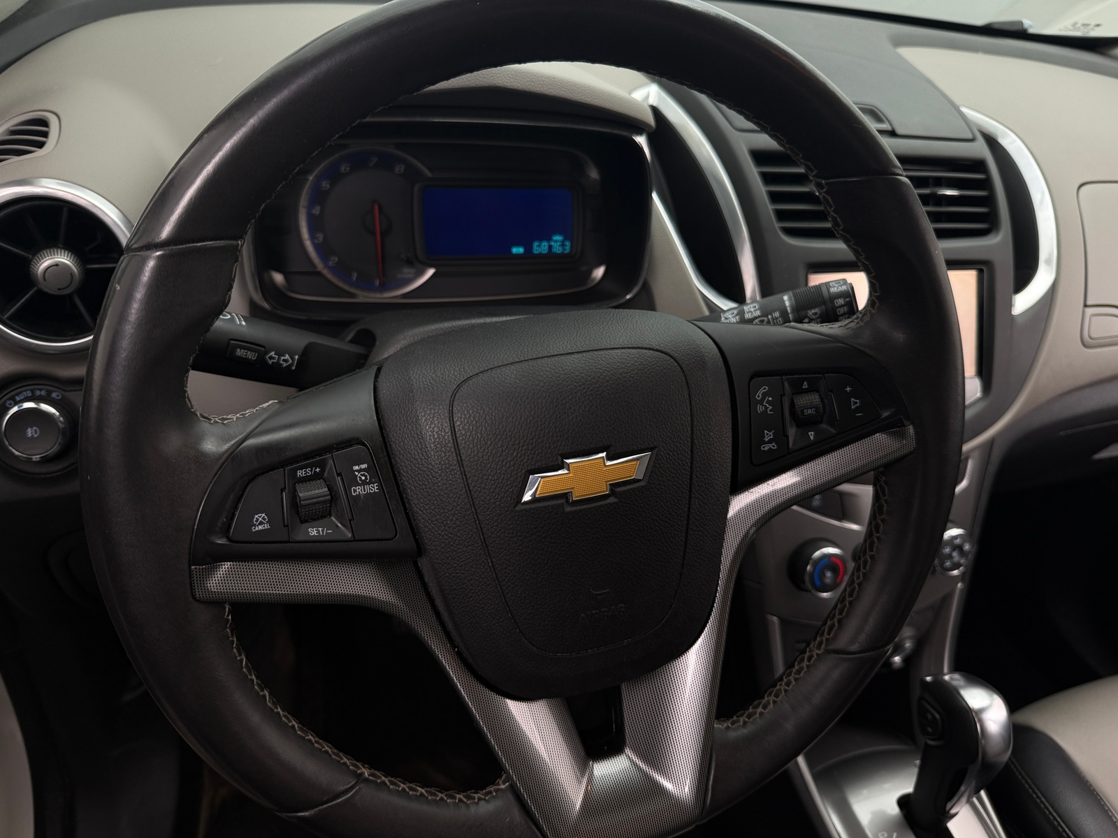 Thumbnail: 2015 Chevrolet Trax - 4