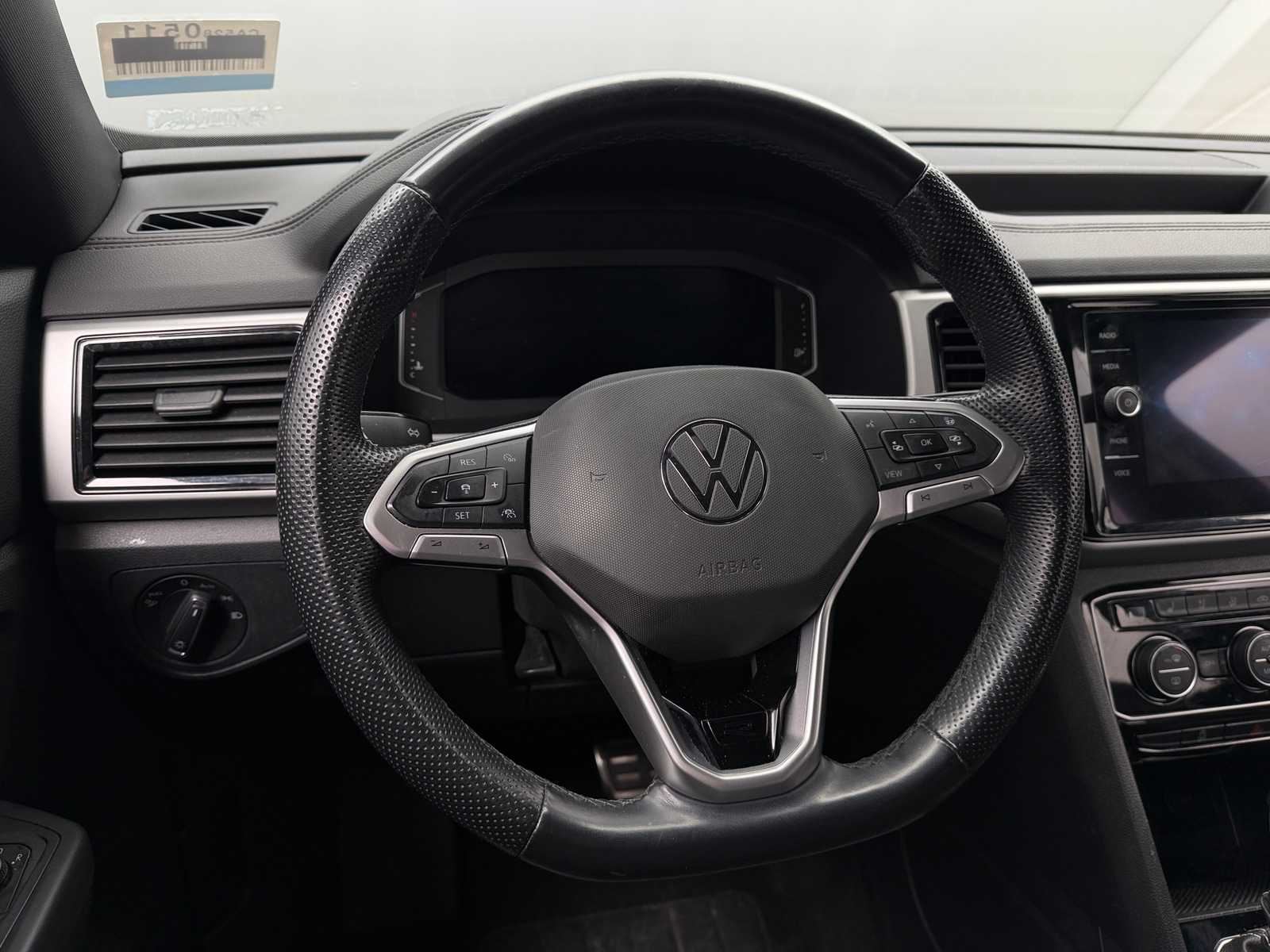Thumbnail: 2021 Volkswagen Atlas - 4
