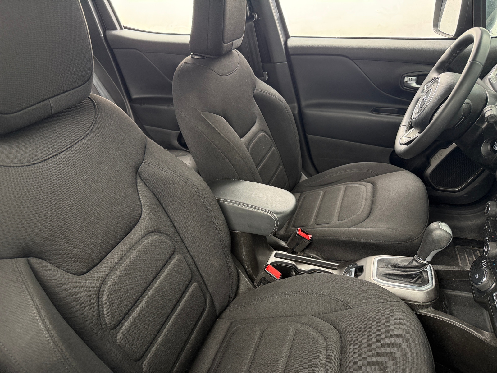 Thumbnail: 2022 Jeep Renegade - 2