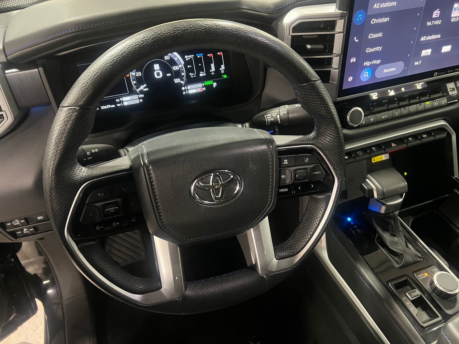 Thumbnail: 2022 Toyota Tundra - 4