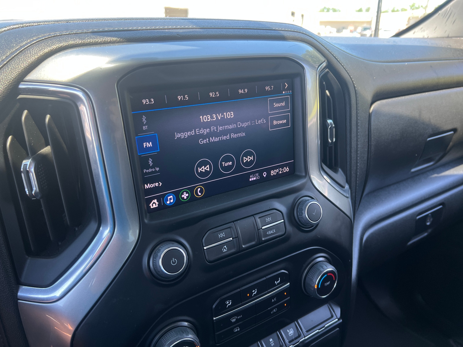 Thumbnail: 2023 Chevrolet Silverado 2500 - 4
