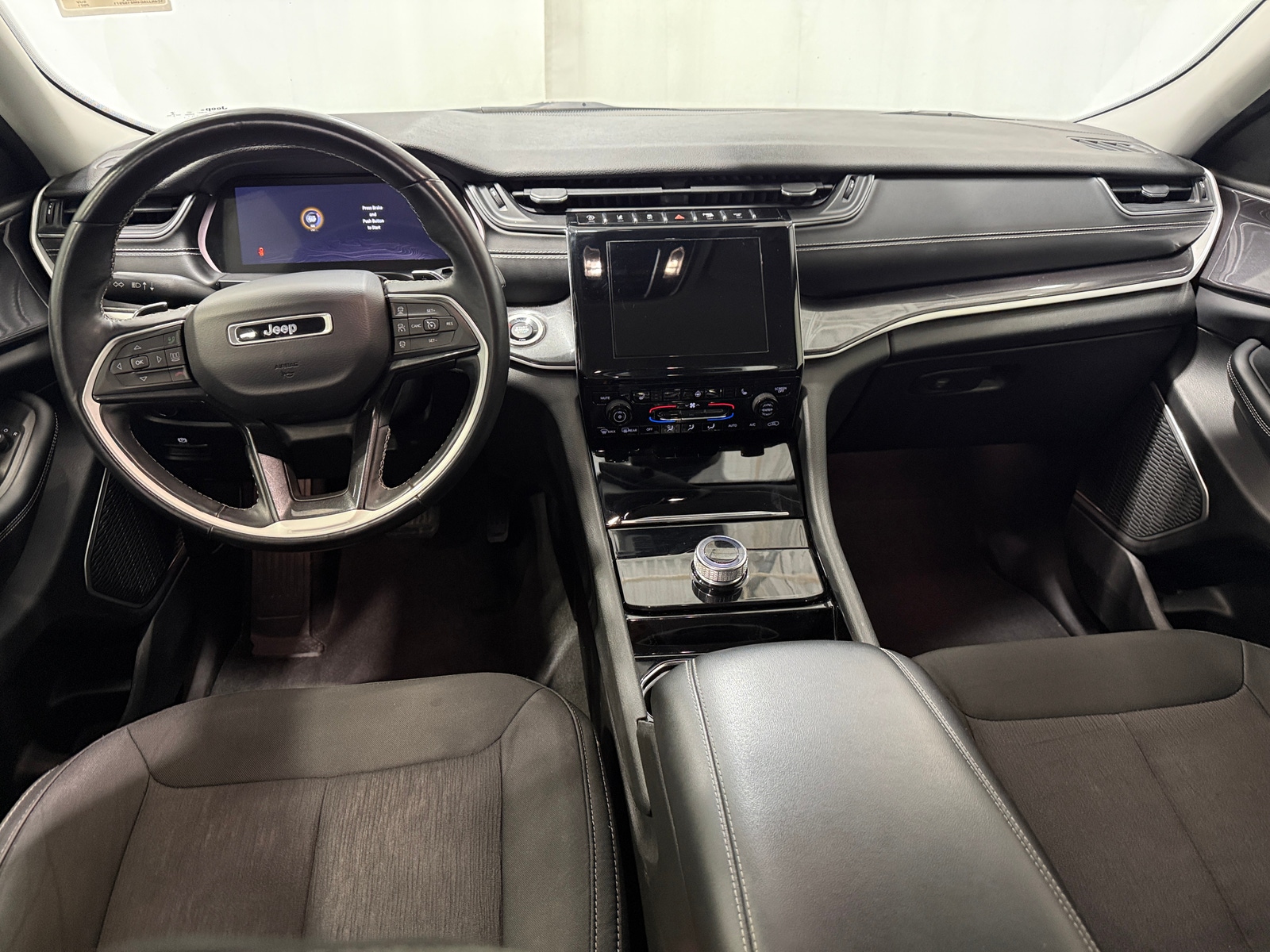 Thumbnail: 2021 Jeep Grand Cherokee L - 3