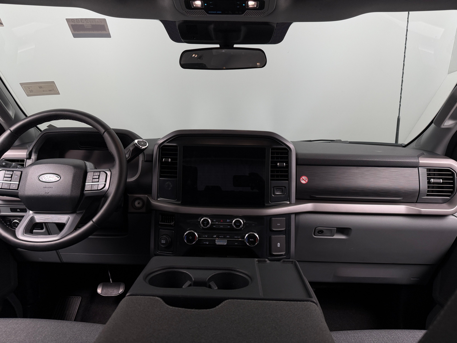 Thumbnail: 2025 Ford Econoline - 3