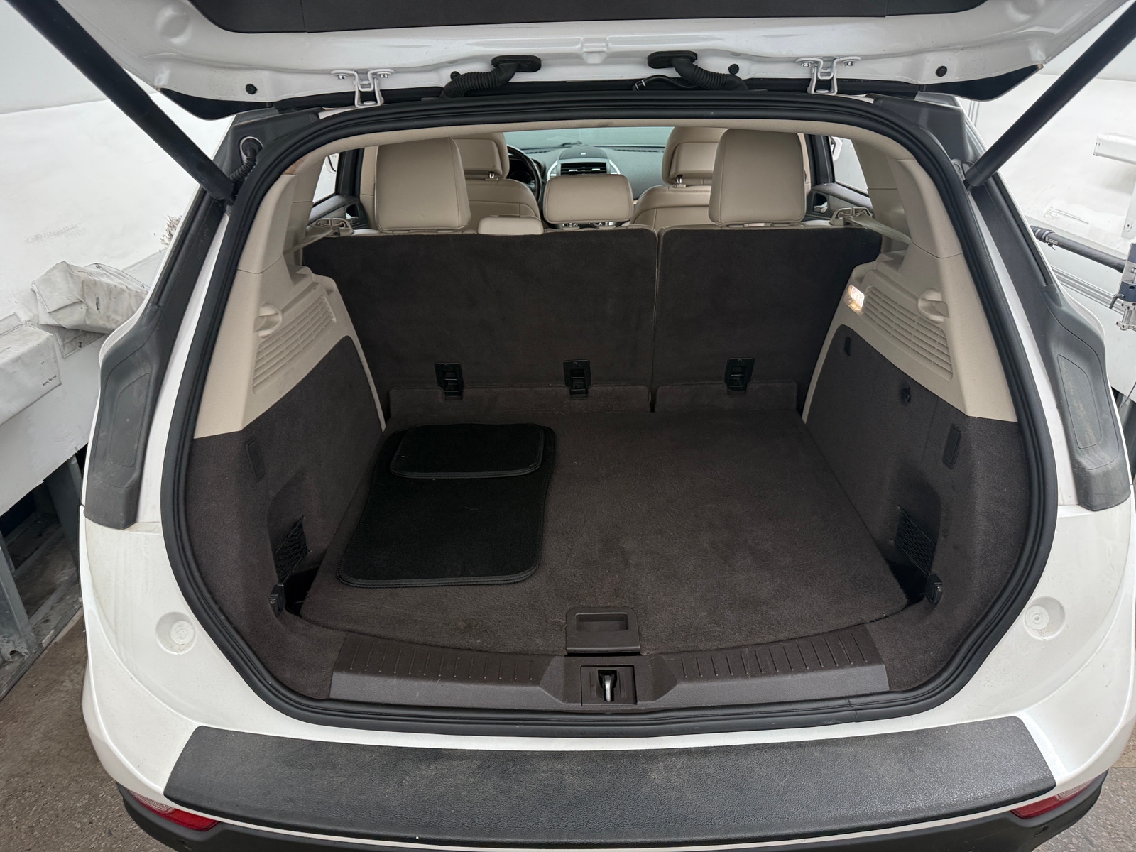 Thumbnail: 2018 Lincoln MKC - 6
