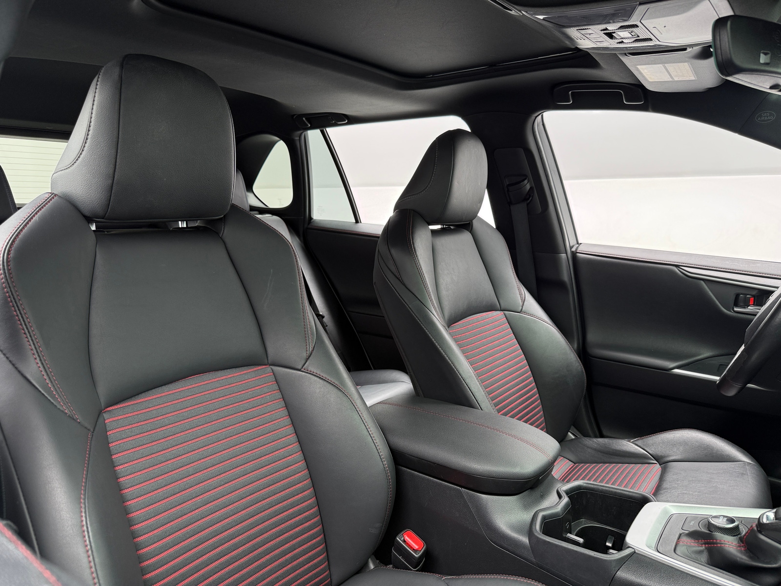 Thumbnail: 2022 Toyota RAV4 - 2