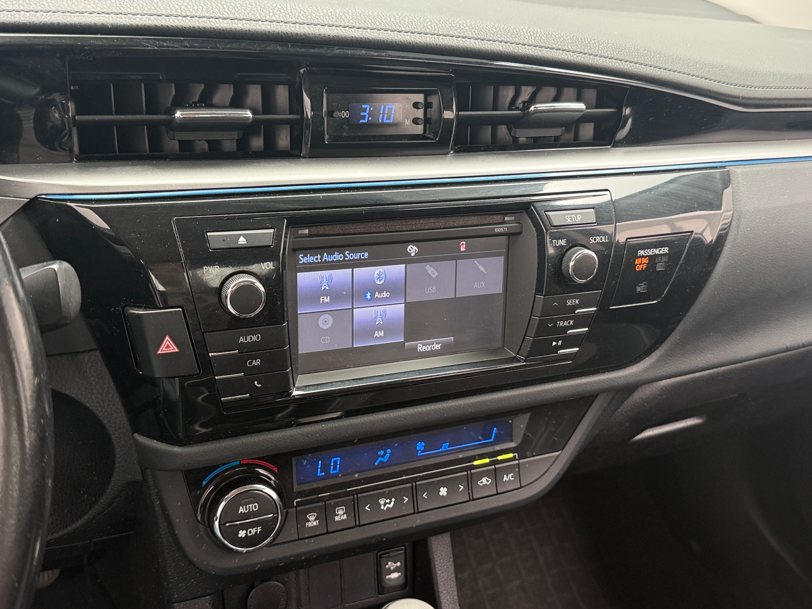 Thumbnail: 2016 Toyota Corolla - 4