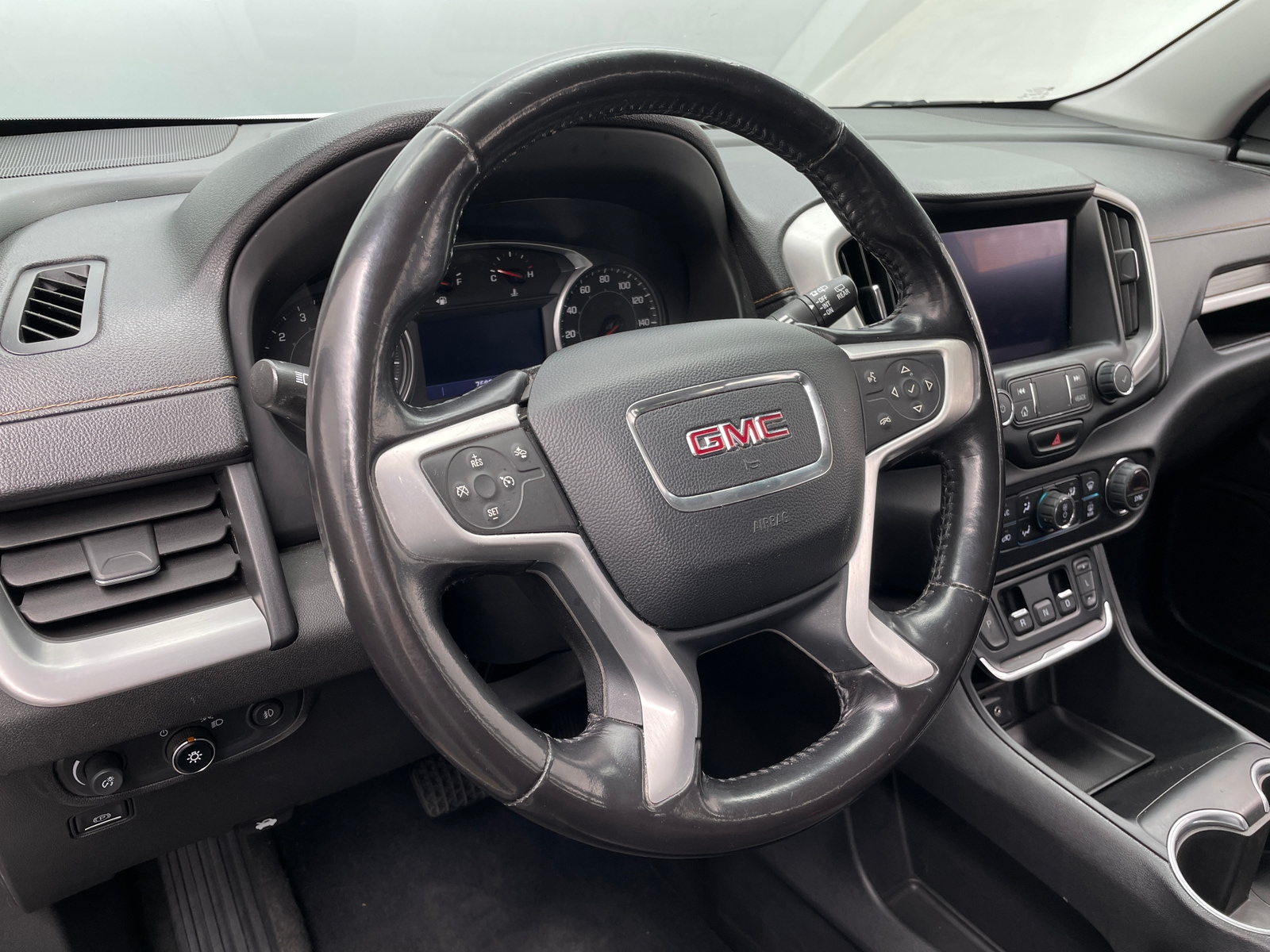 Thumbnail: 2020 GMC Terrain - 4