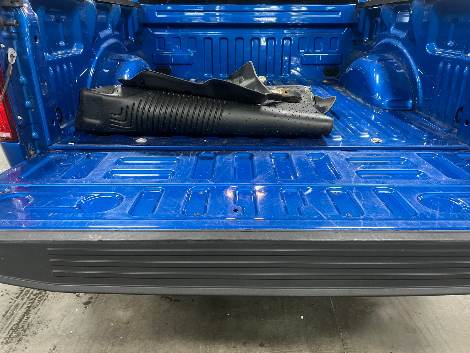 Thumbnail: 2019 Ford Econoline - 7