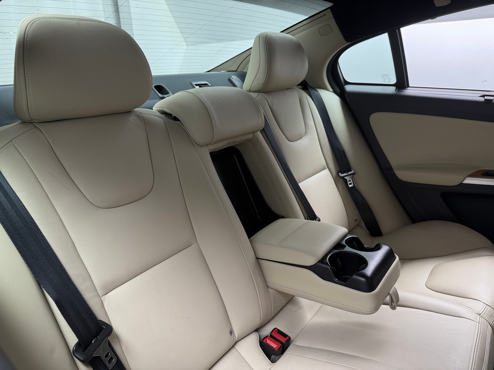 Thumbnail: 2018 Volvo S60 - 5