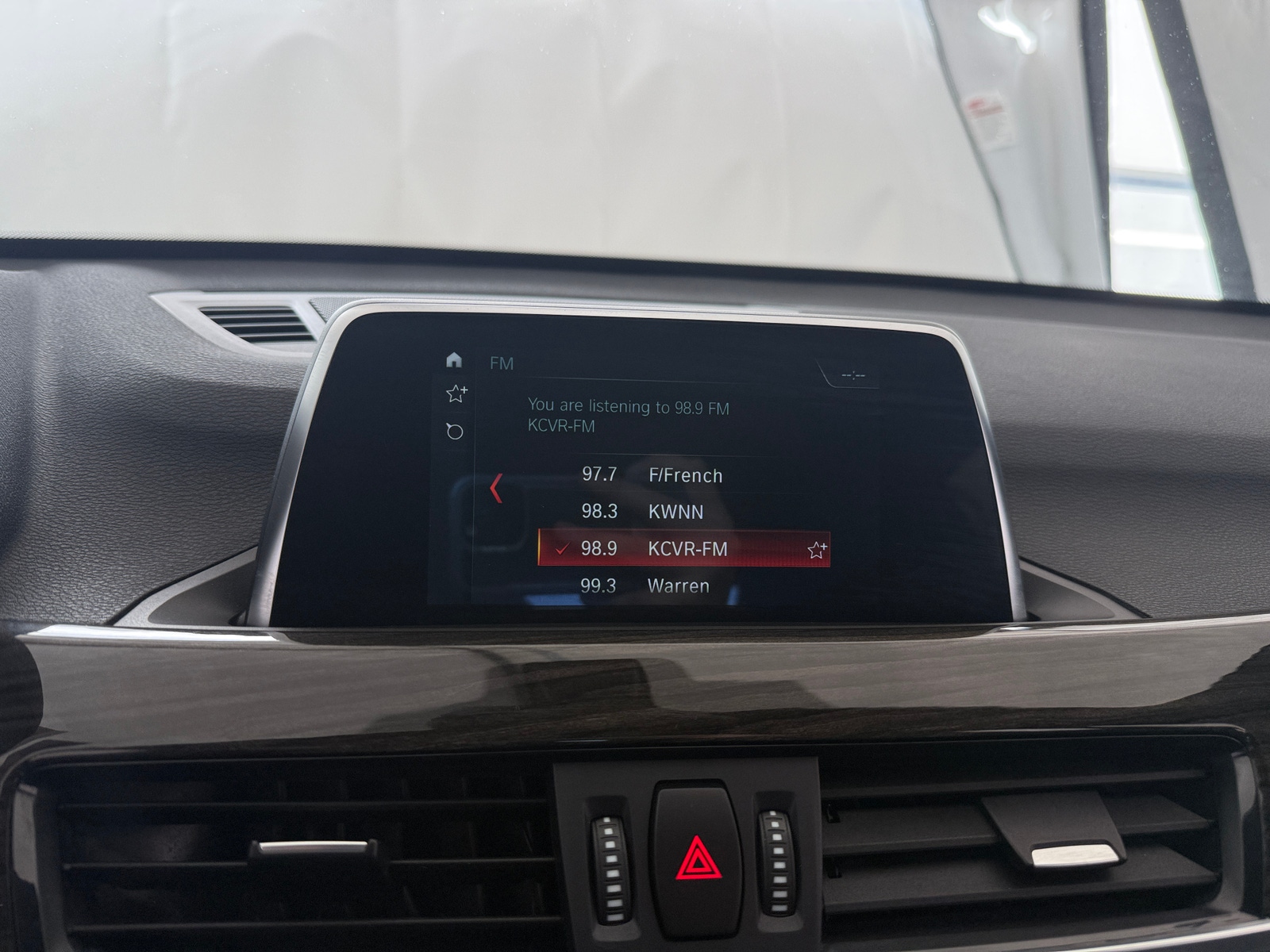 Thumbnail: 2018 BMW X1 - 3