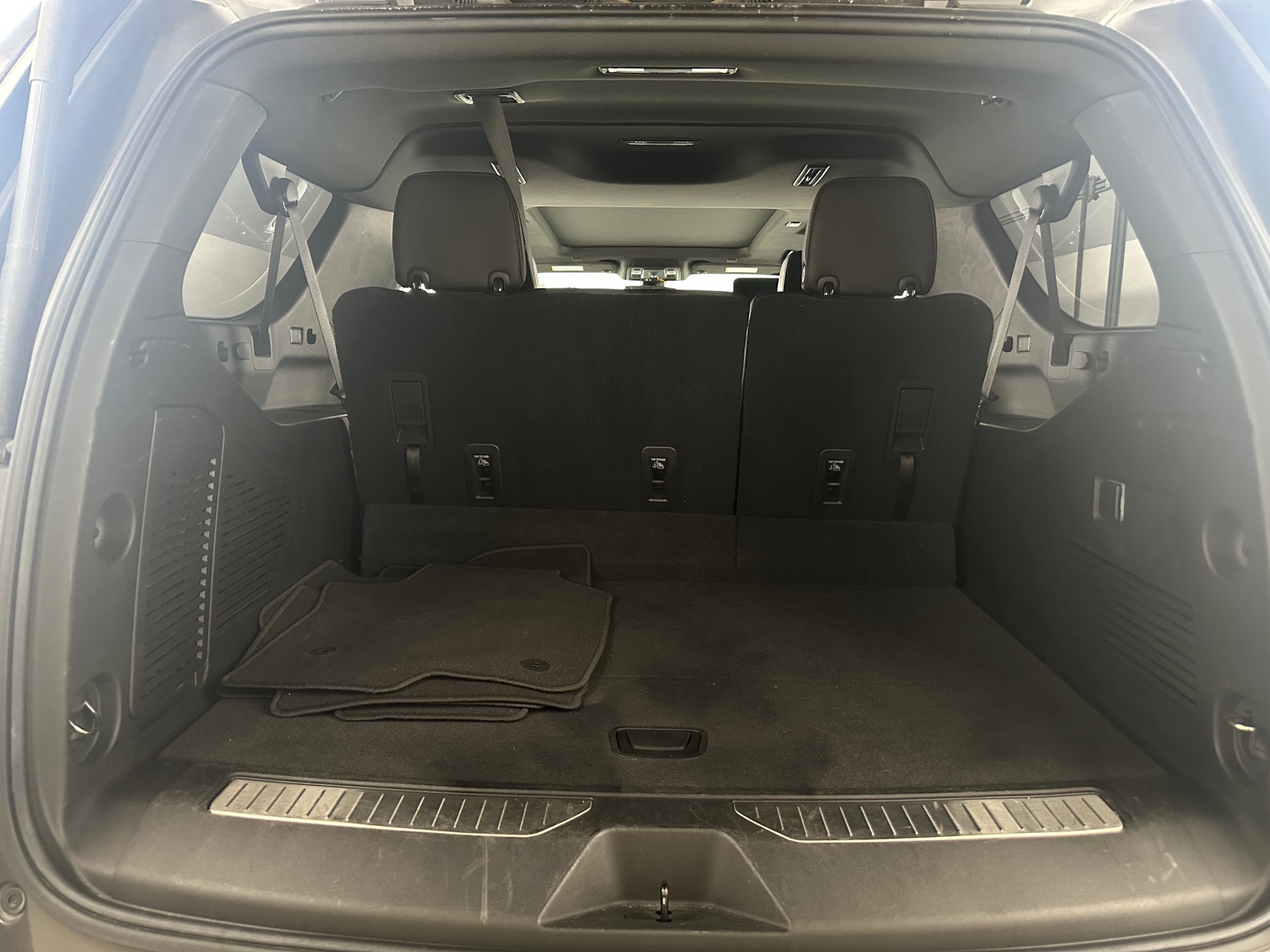 Thumbnail: 2021 Chevrolet Suburban - 6
