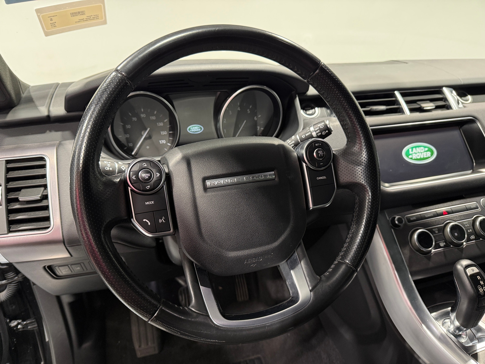 Thumbnail: 2017 Land Rover Range Rover Sport - 4