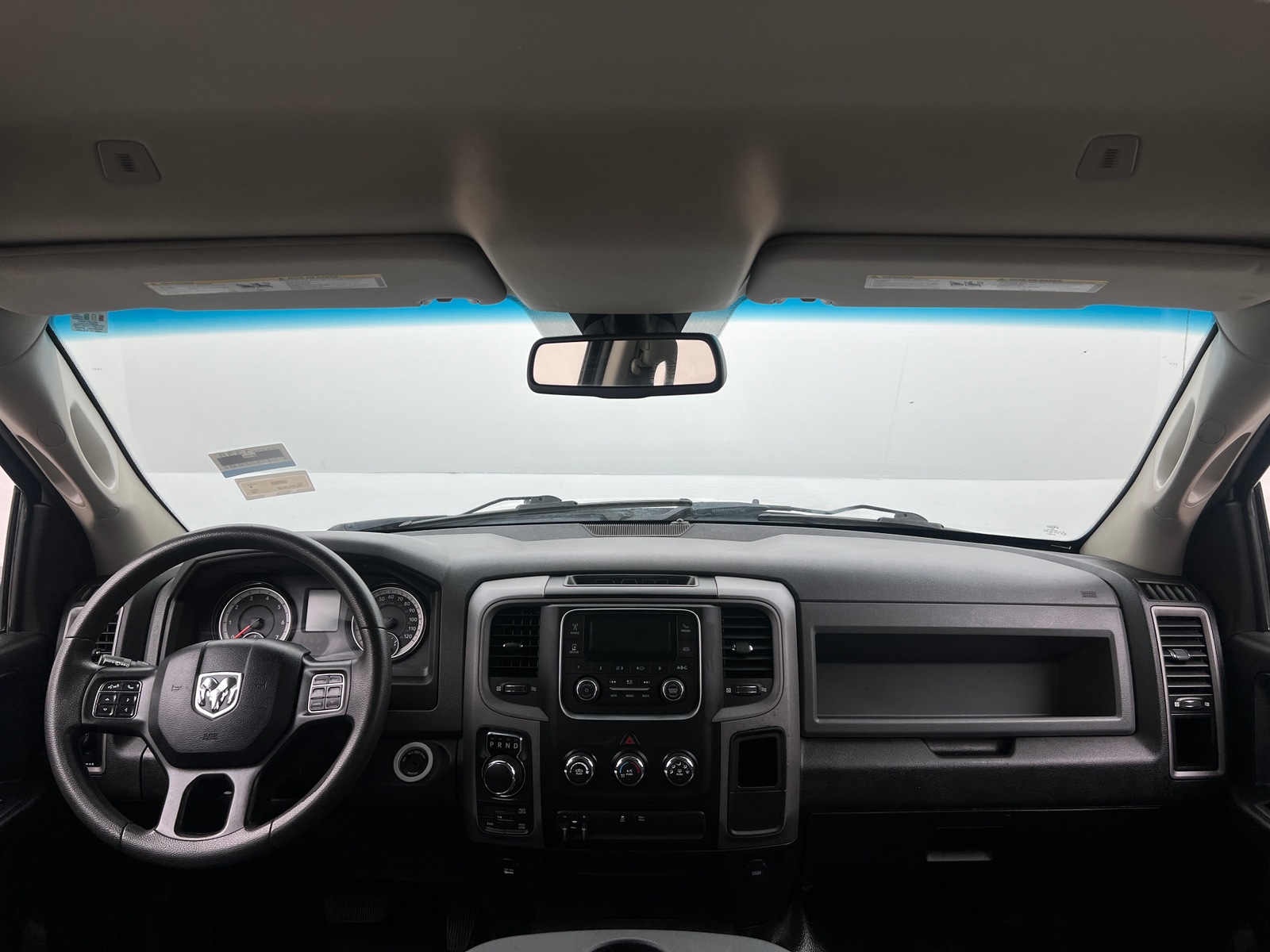 Thumbnail: 2020 RAM 1500 Classic - 2