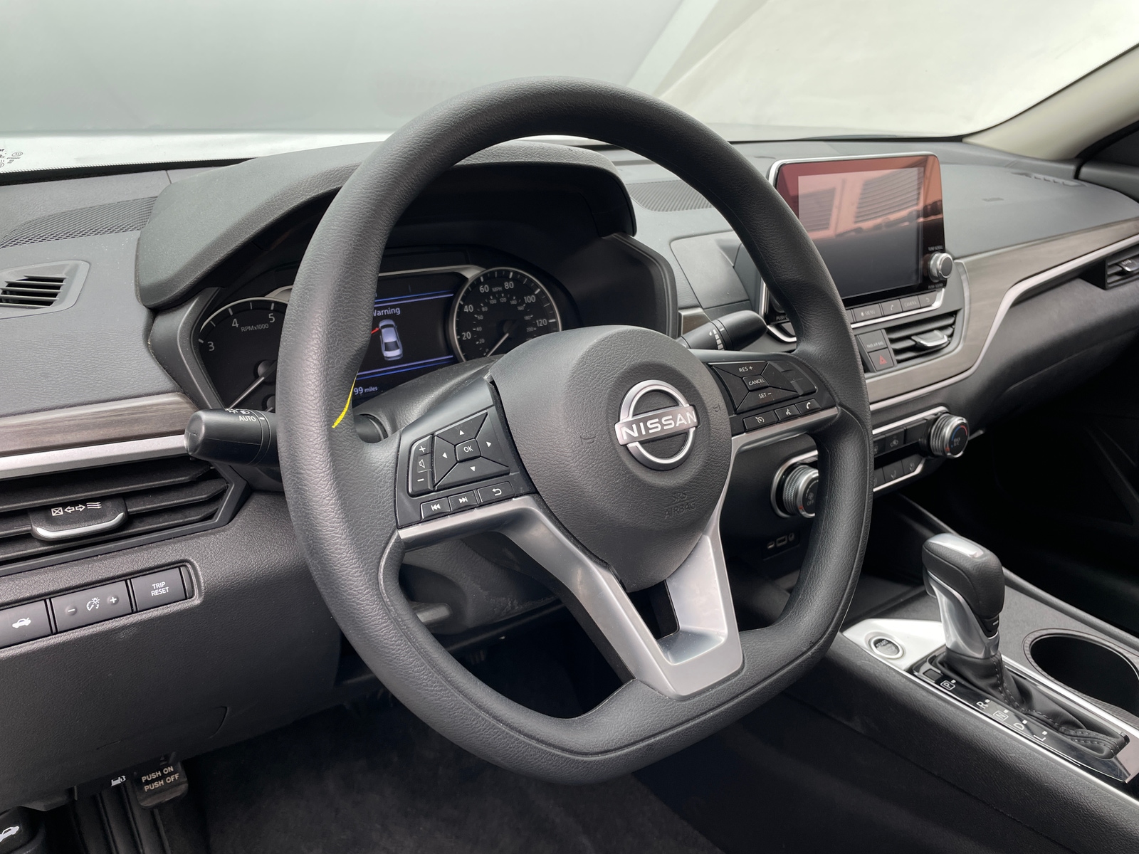 Thumbnail: 2025 Nissan Altima - 5