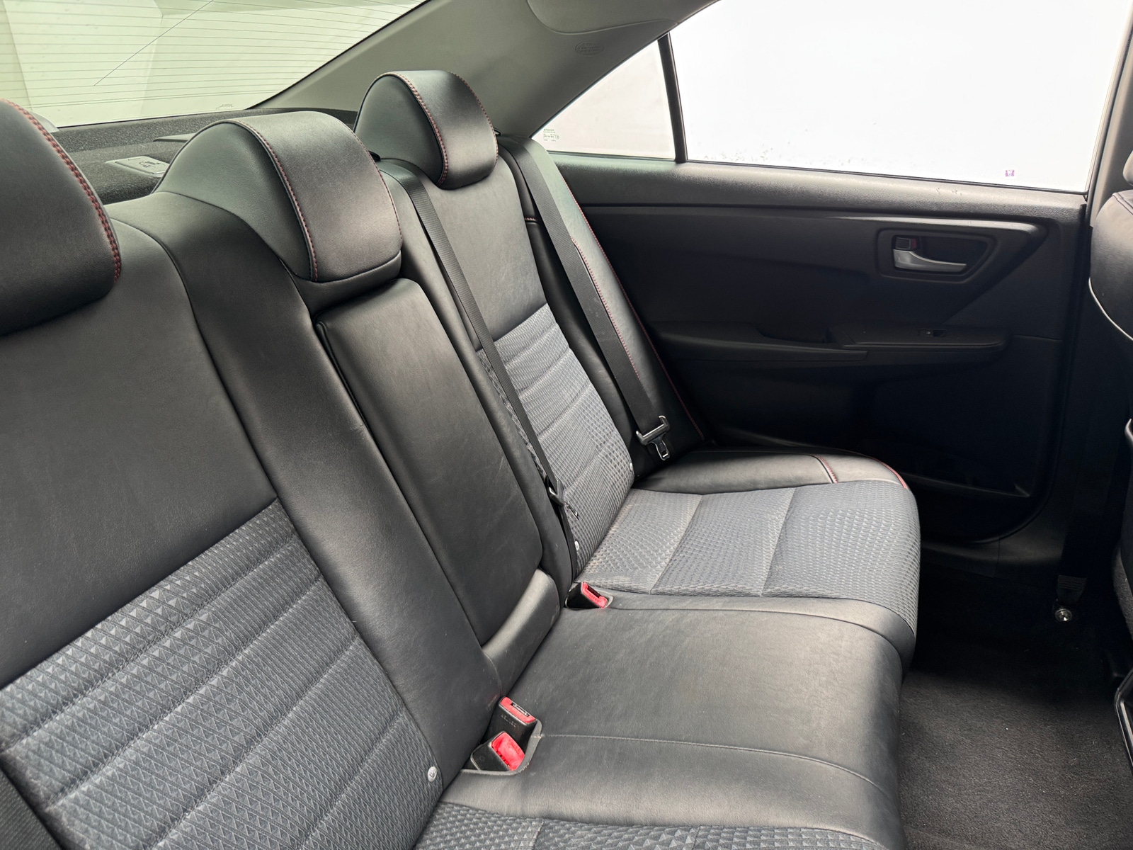 Thumbnail: 2015 Toyota Camry - 6