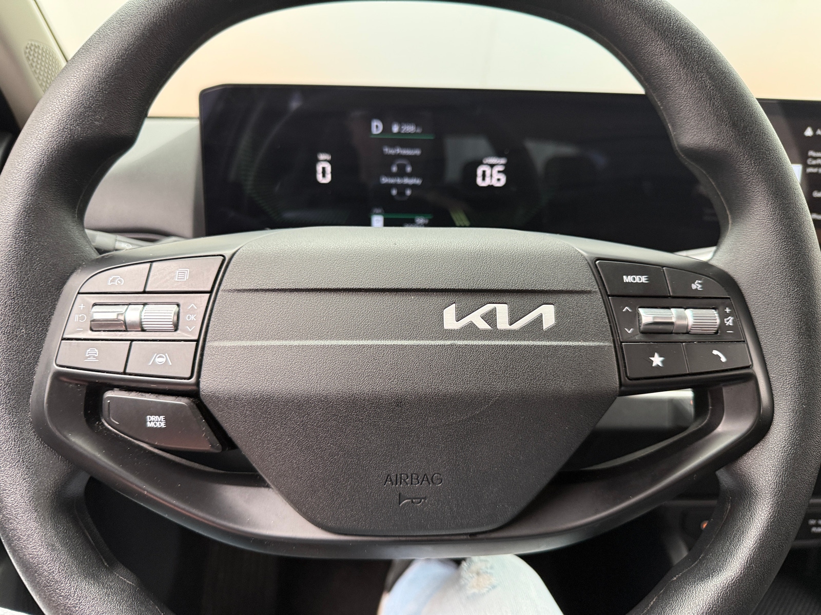 Thumbnail: 2025 Kia K4 - 5
