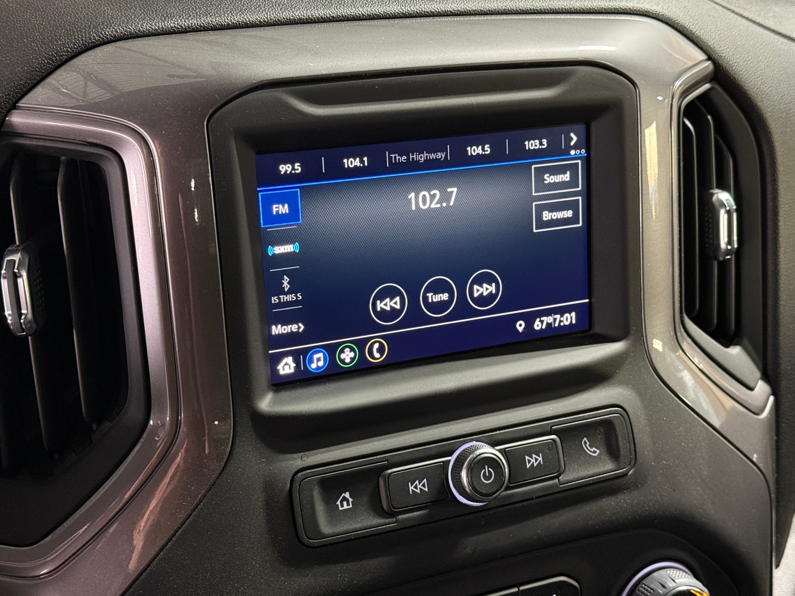Thumbnail: 2022 Chevrolet Silverado 2500 - 4