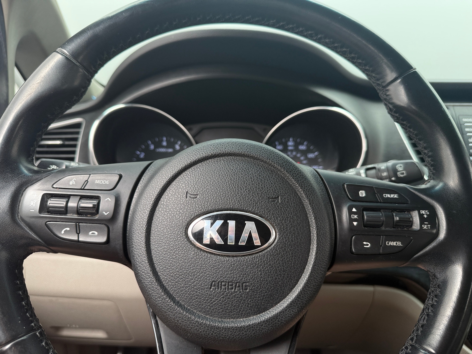 Thumbnail: 2021 Kia Sedona - 4