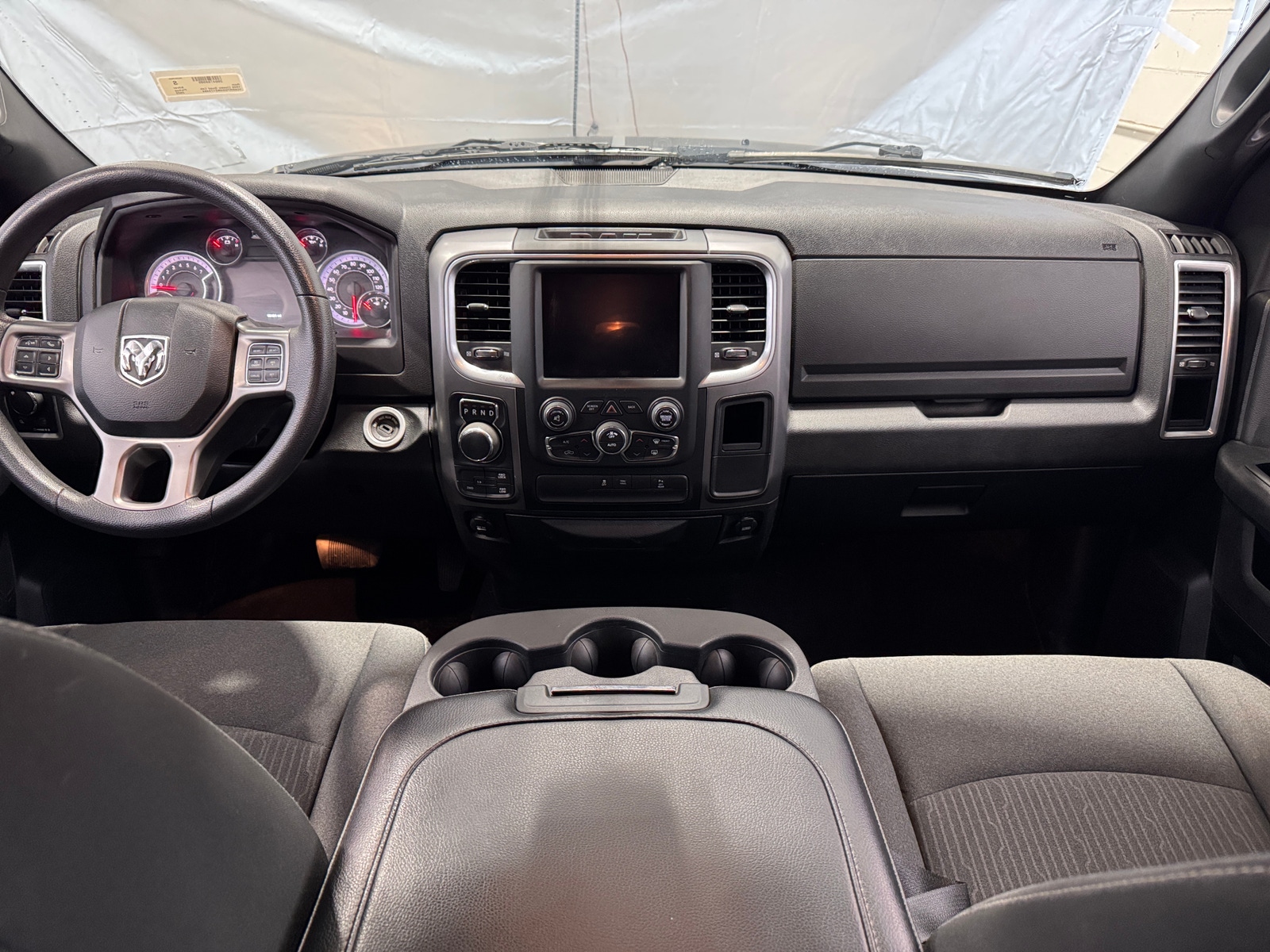 Thumbnail: 2022 RAM 1500 Classic - 3