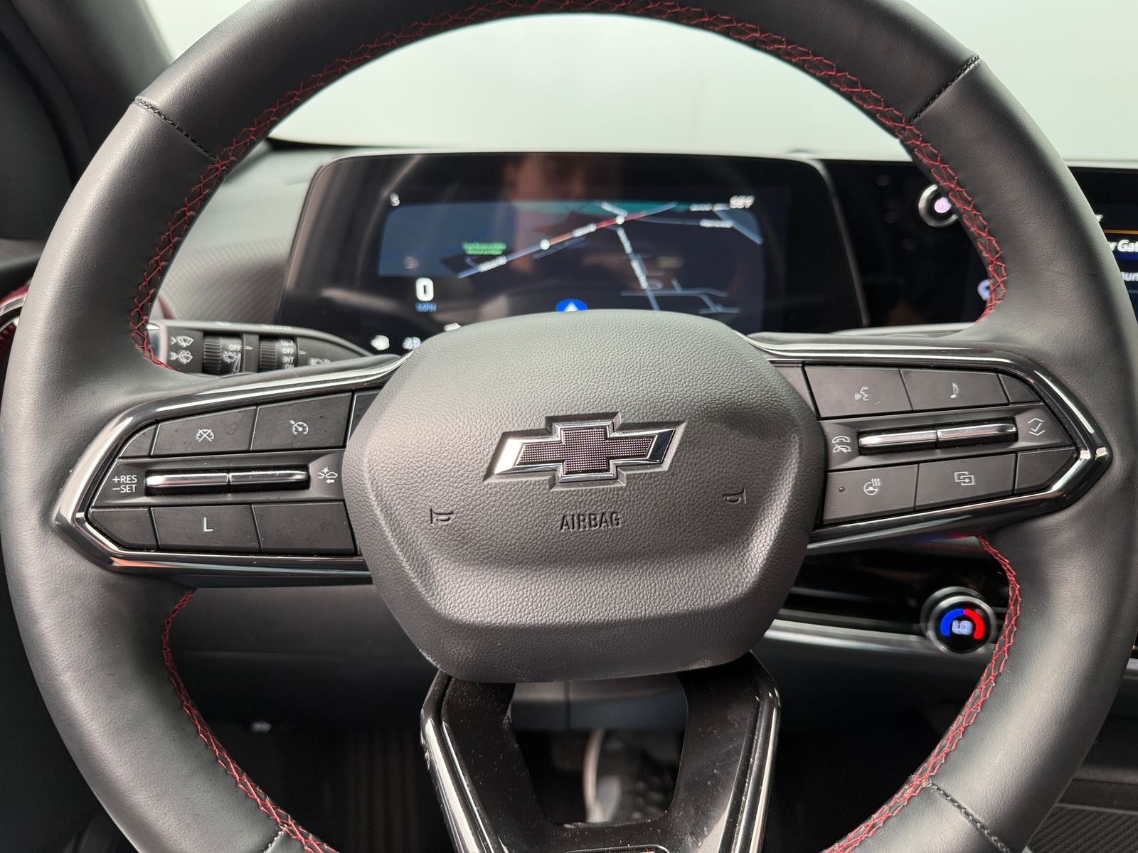 Thumbnail: 2025 Chevrolet Equinox - 4