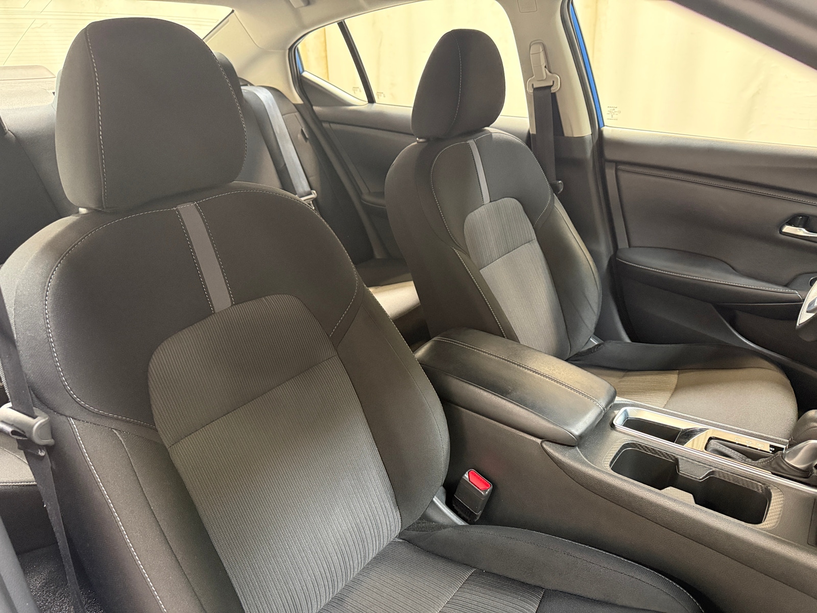 Thumbnail: 2025 Nissan Sentra - 2
